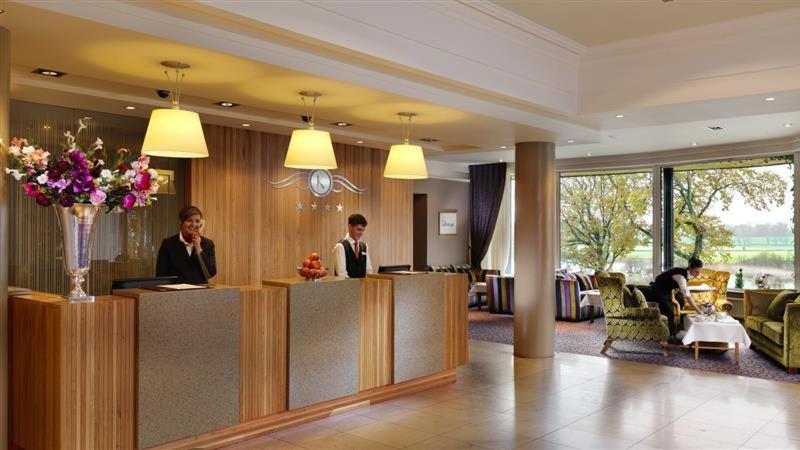 Killyhevlin Lakeside Hotel & Lodges Enniskillen Exterior foto